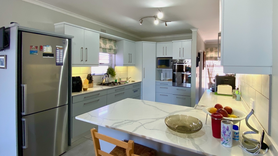 3 Bedroom Property for Sale in Port Owen Western Cape